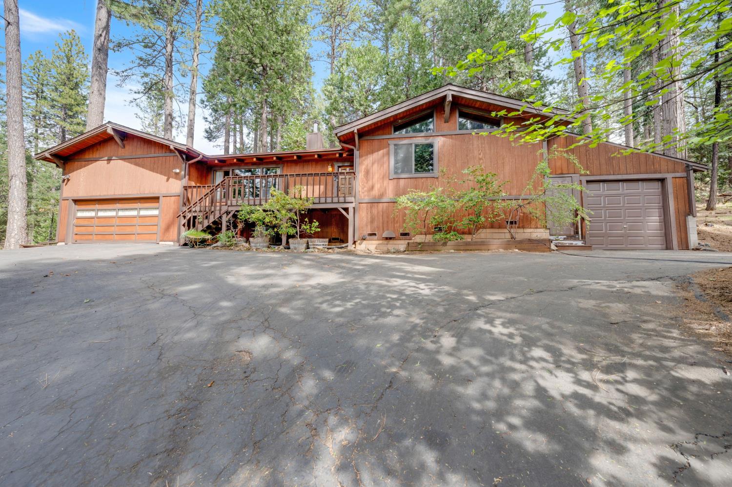 4949 Steelhead Lane — photo
