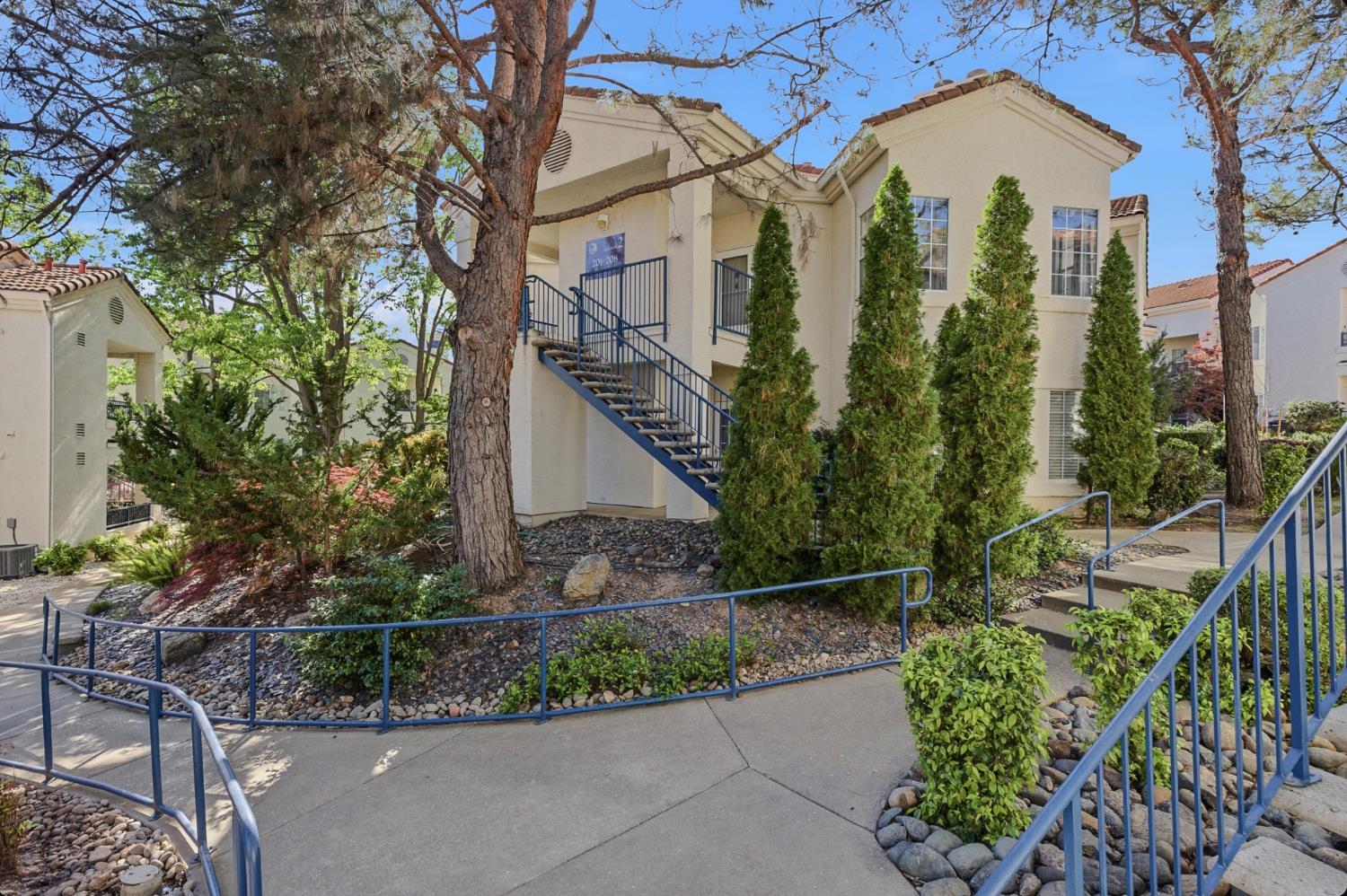 202 Beachcomber Drive — photo