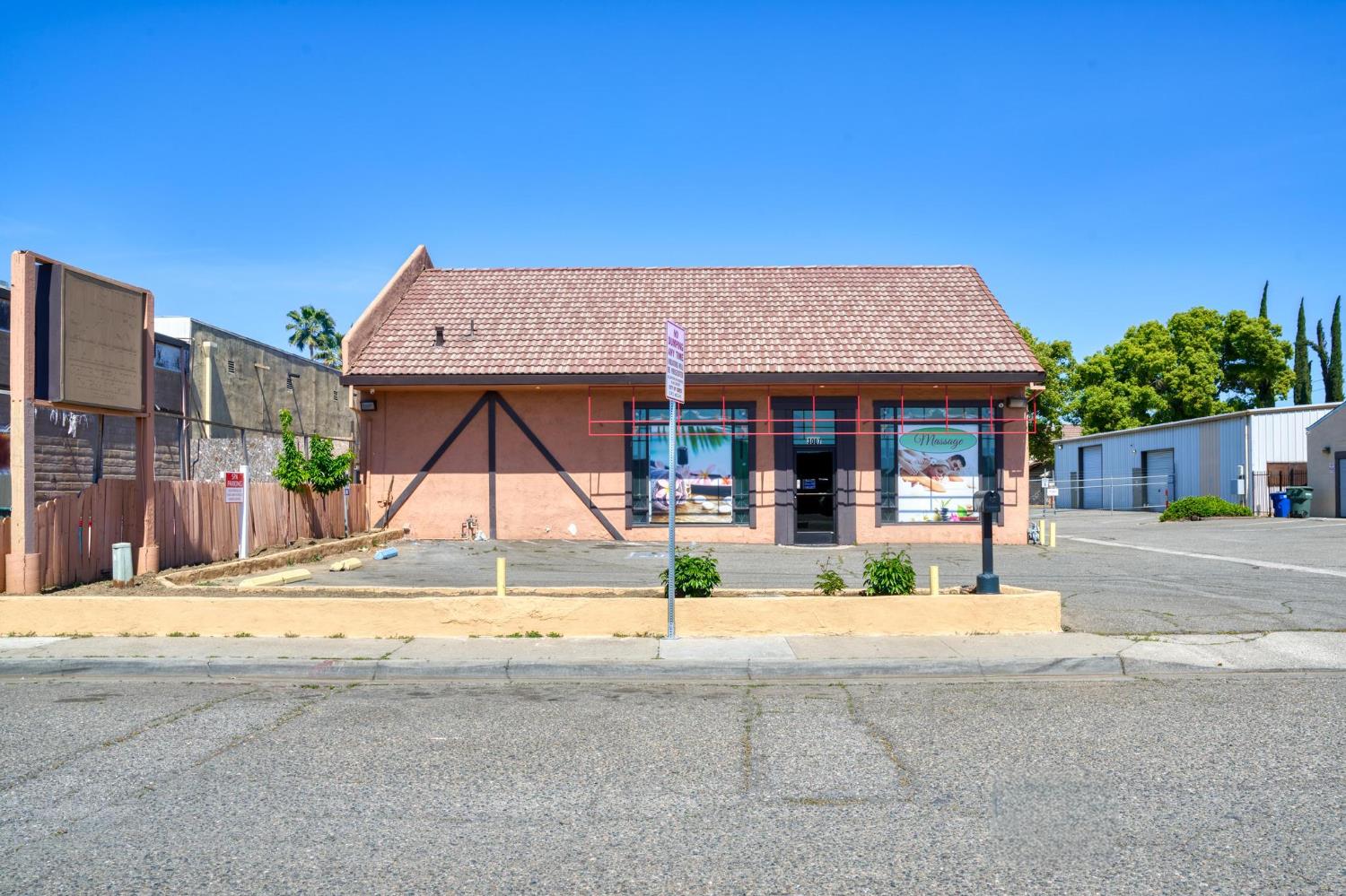 3007 Dale Court — photo