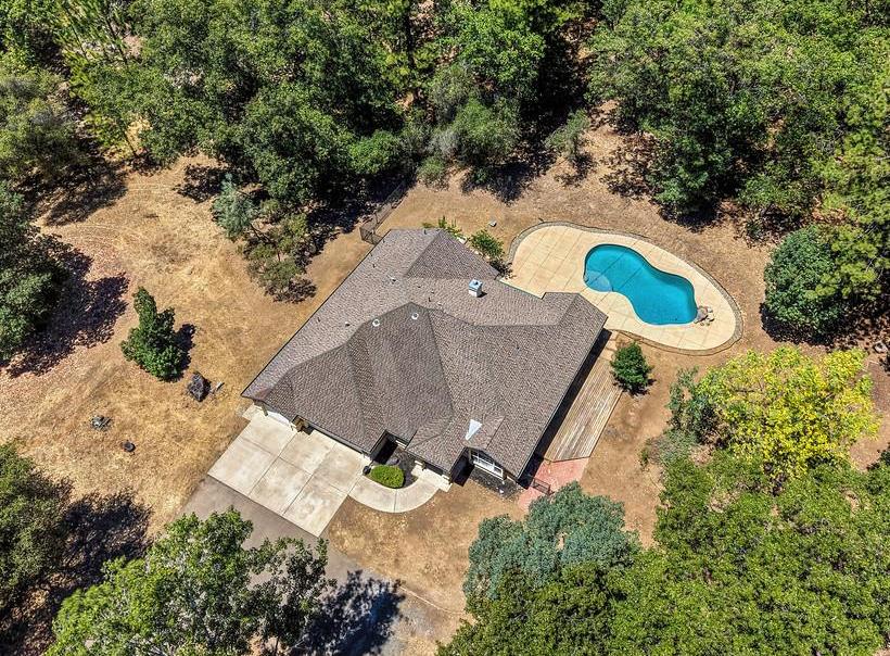 3070 Gingham Court — photo