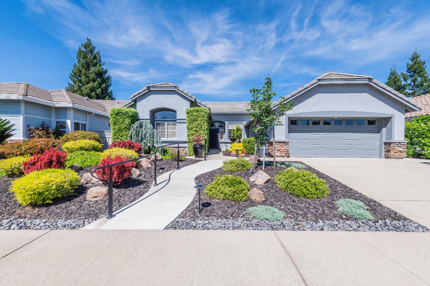 5233 Campcreek Loop — photo