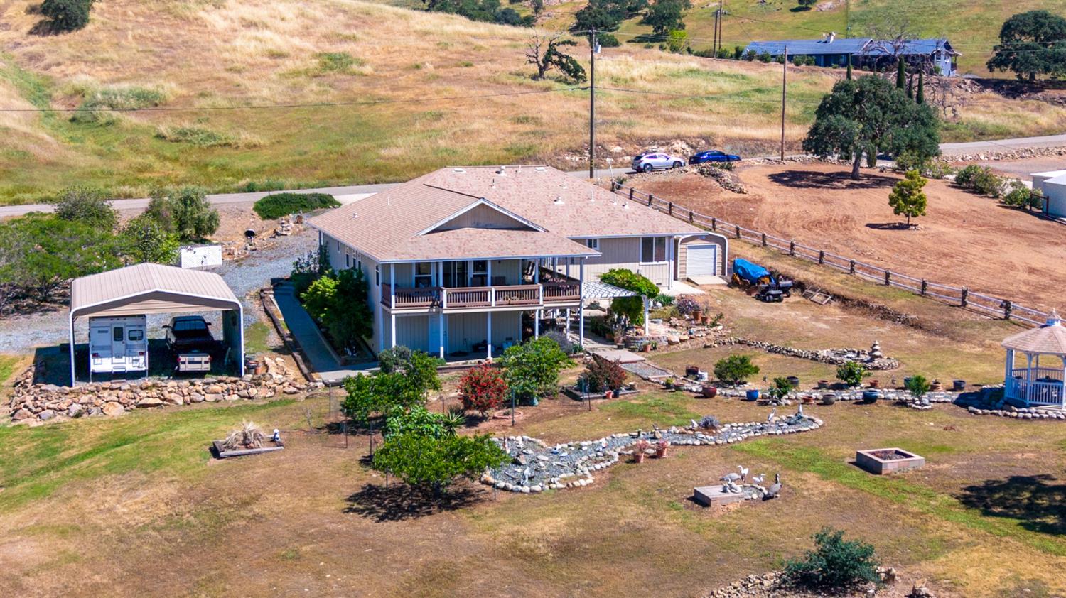 2426 Adelfa Street — photo