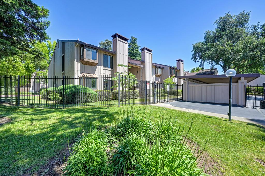 7711 Juan Way 23 — photo
