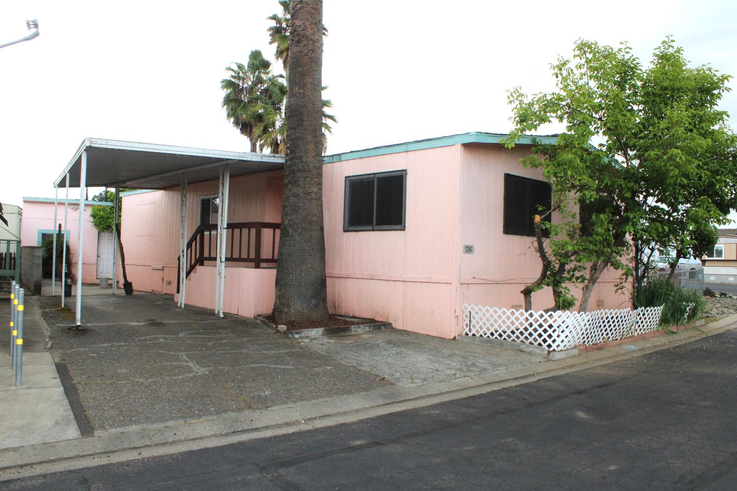 900 Old Stockton 124 — photo