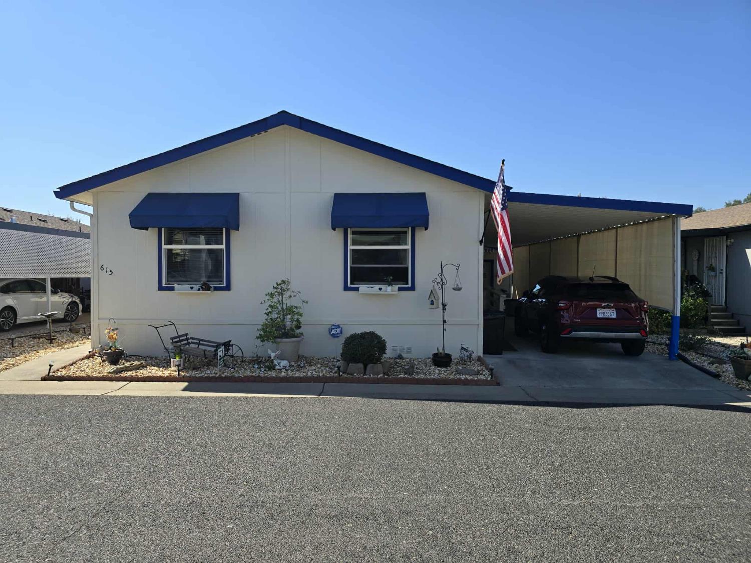 18717 Mill Villa 615 — photo
