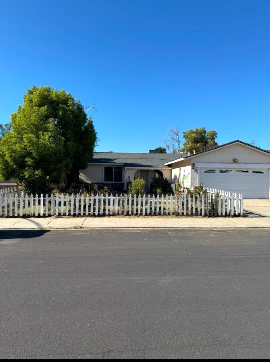 1509 Brixton Lane — photo