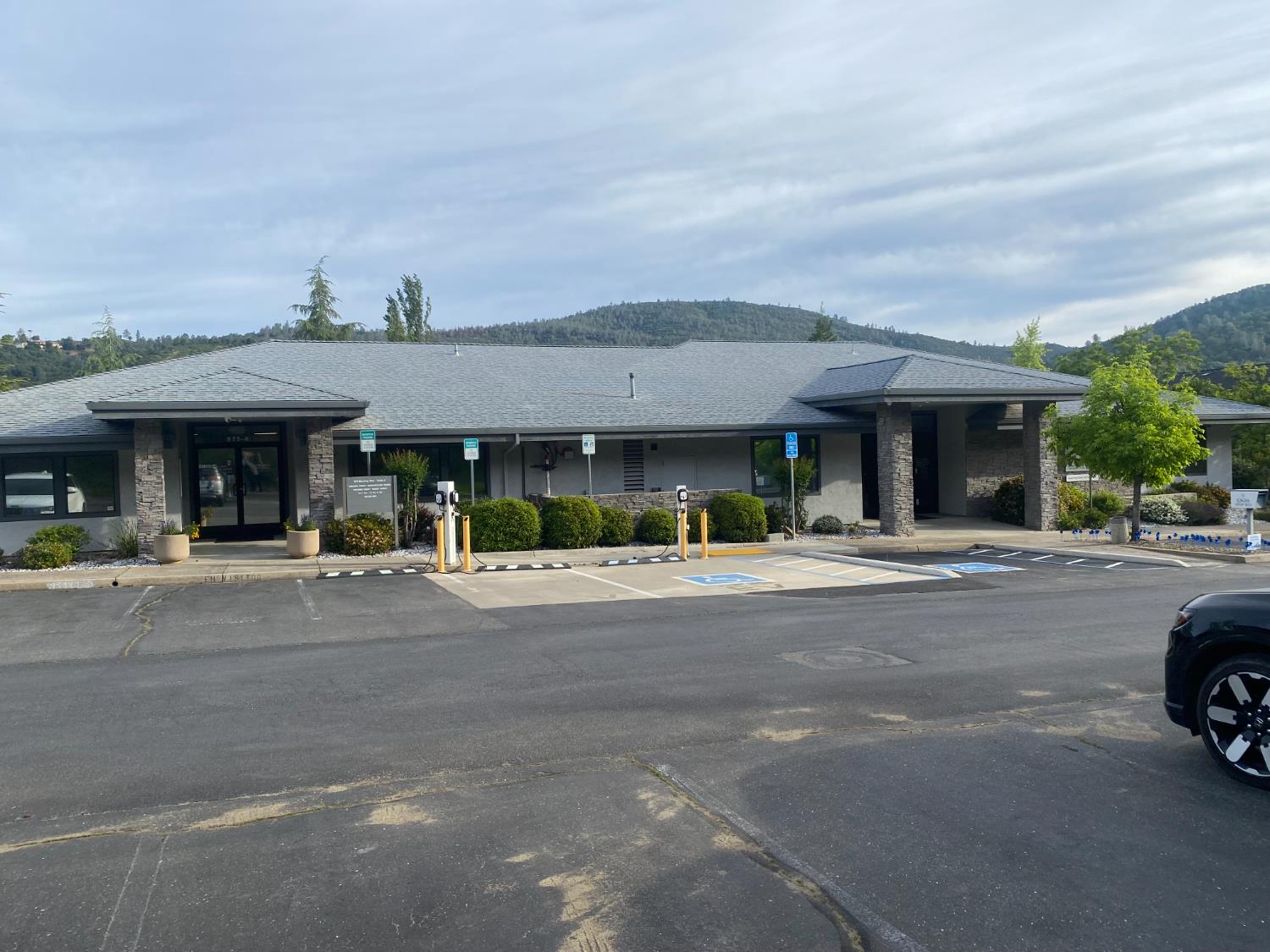 975 Morning Star Dr #a & B — photo