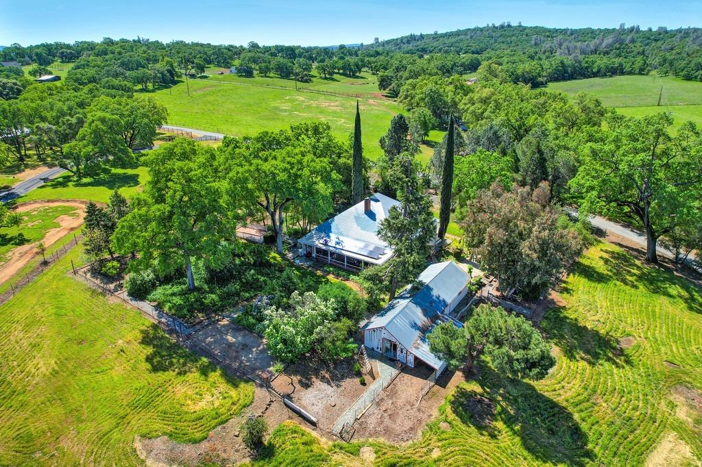5150 Meadow Croft Lane — photo