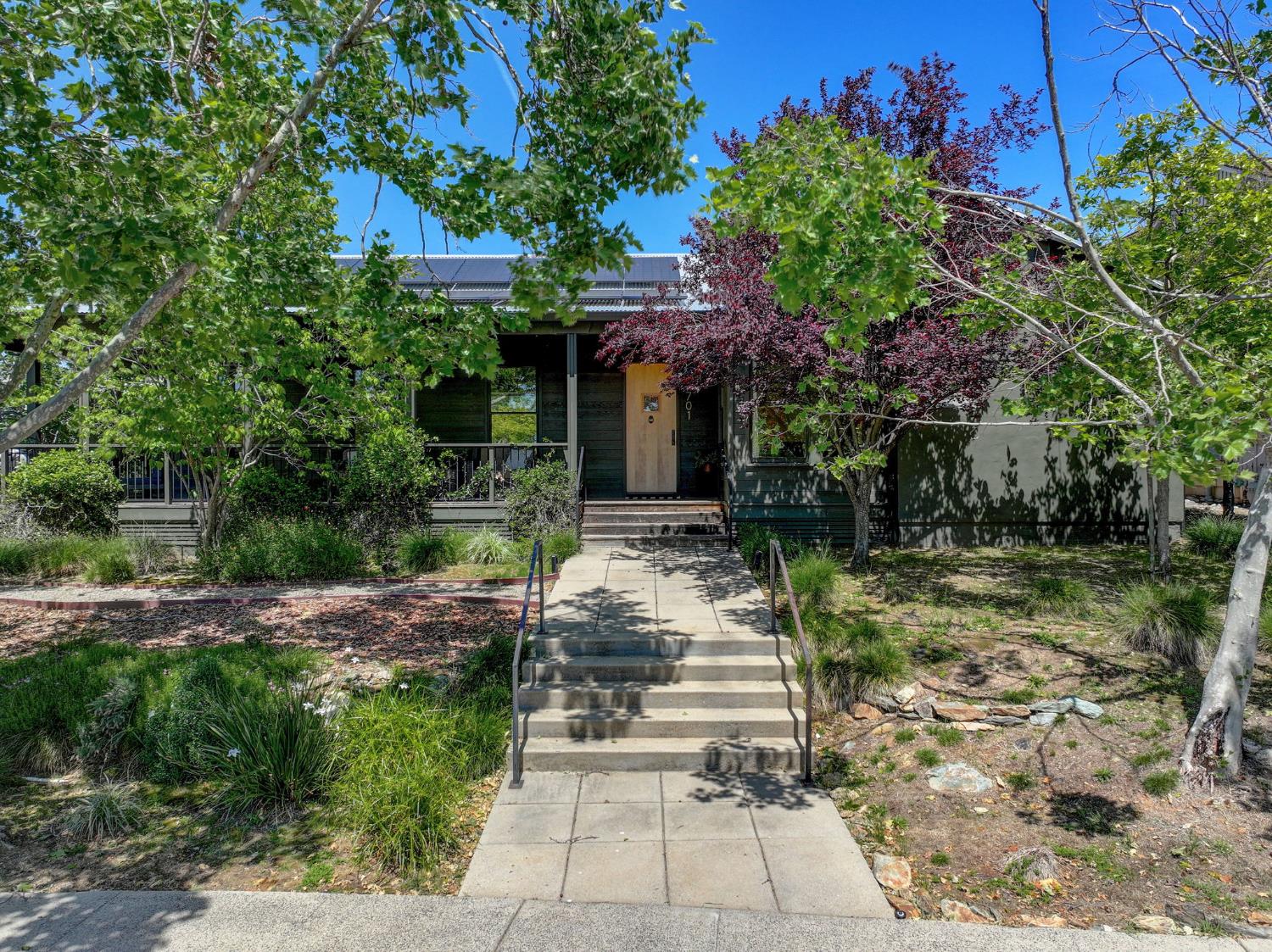 701 Selkirk Ranch — photo