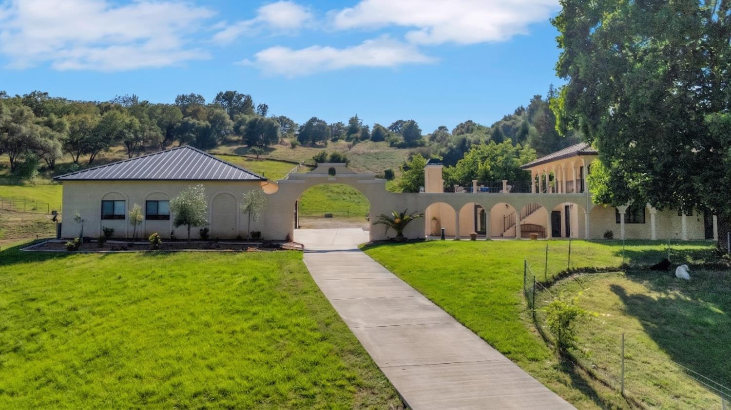 3350 Rattlesnake Road — photo