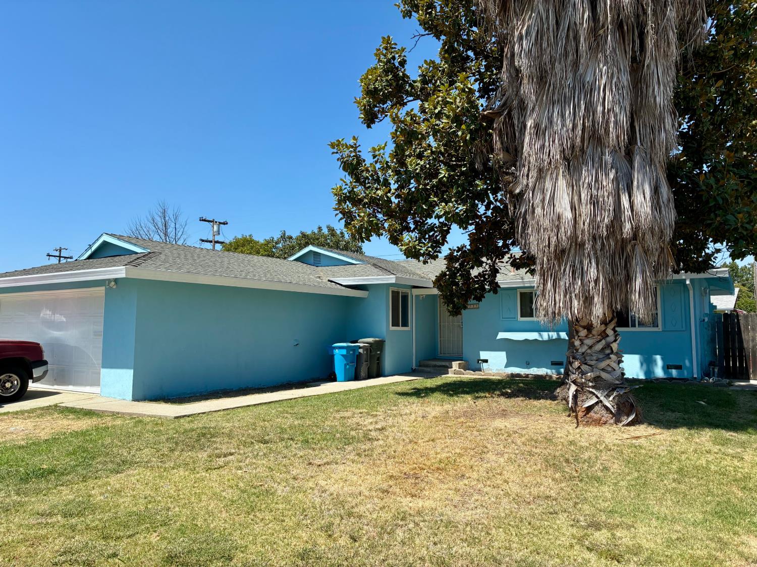 771 April Lane — photo