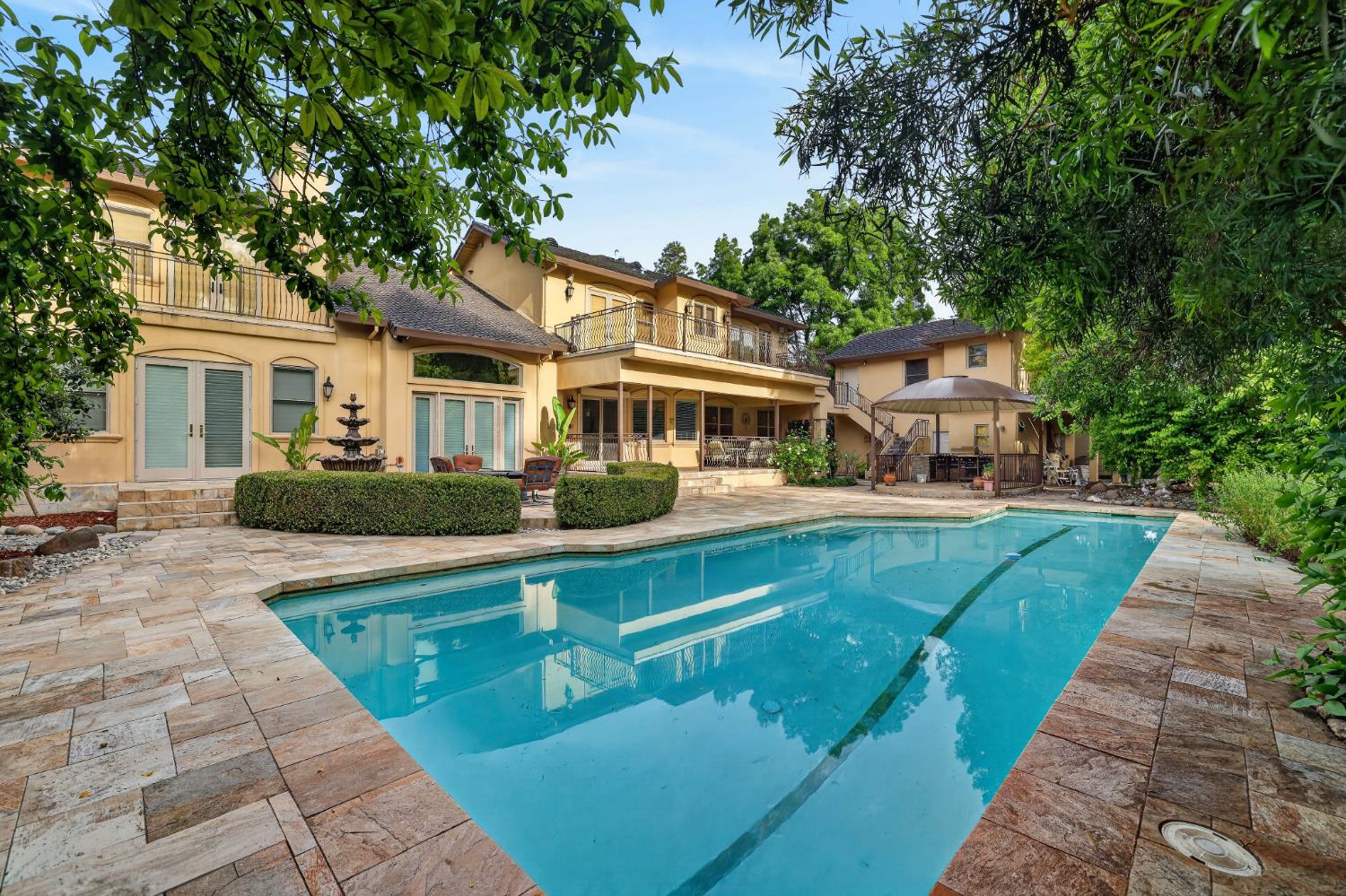 24347 Fairway Drive — photo