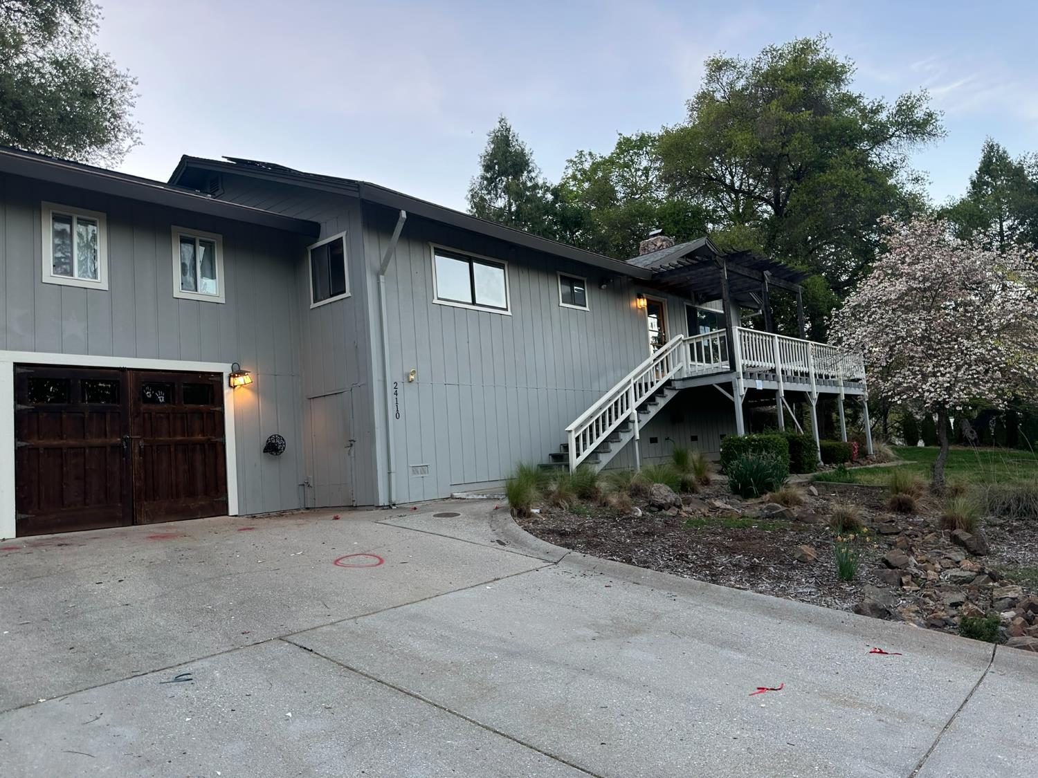 24110 Oakmont Way — photo