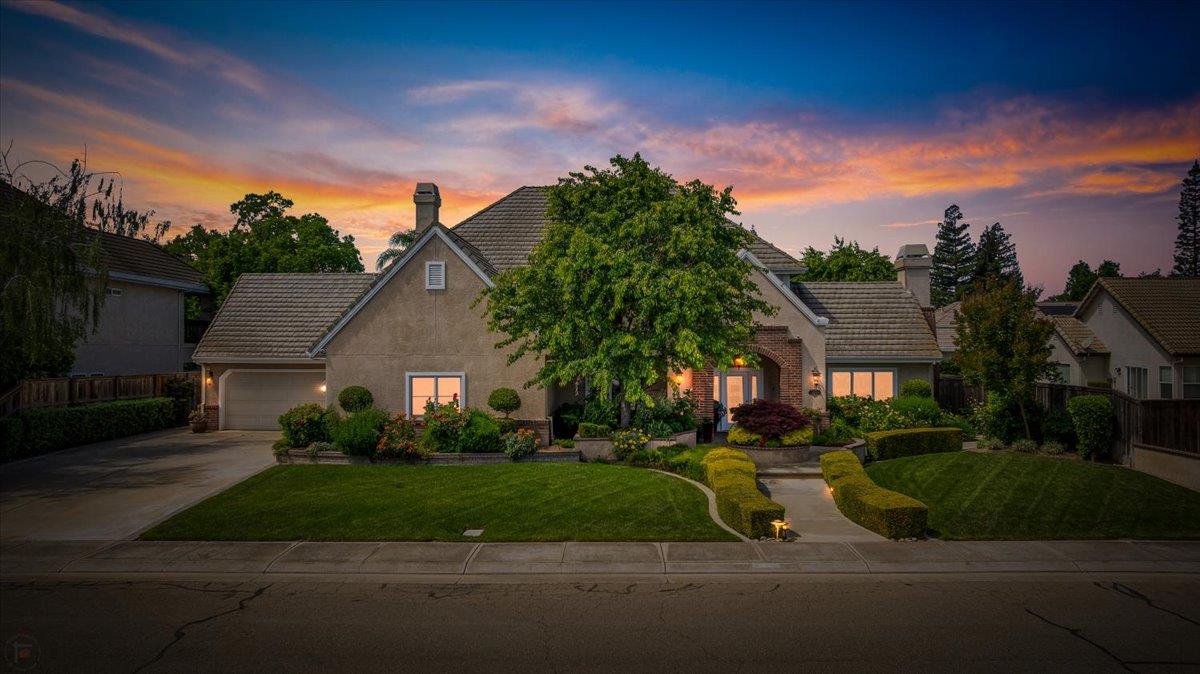 1037 Vienna Drive — photo