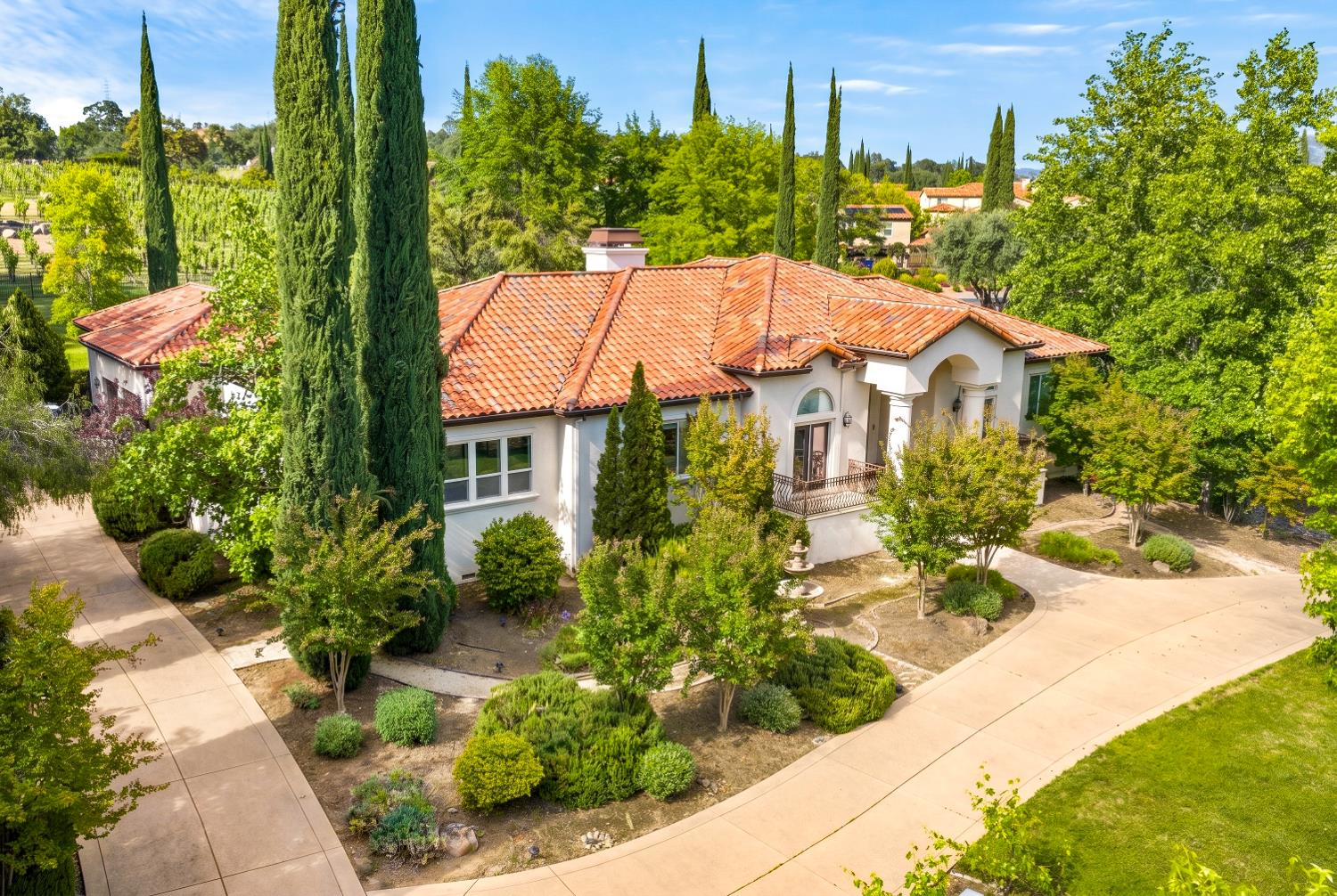 4300 Cognac Court — photo