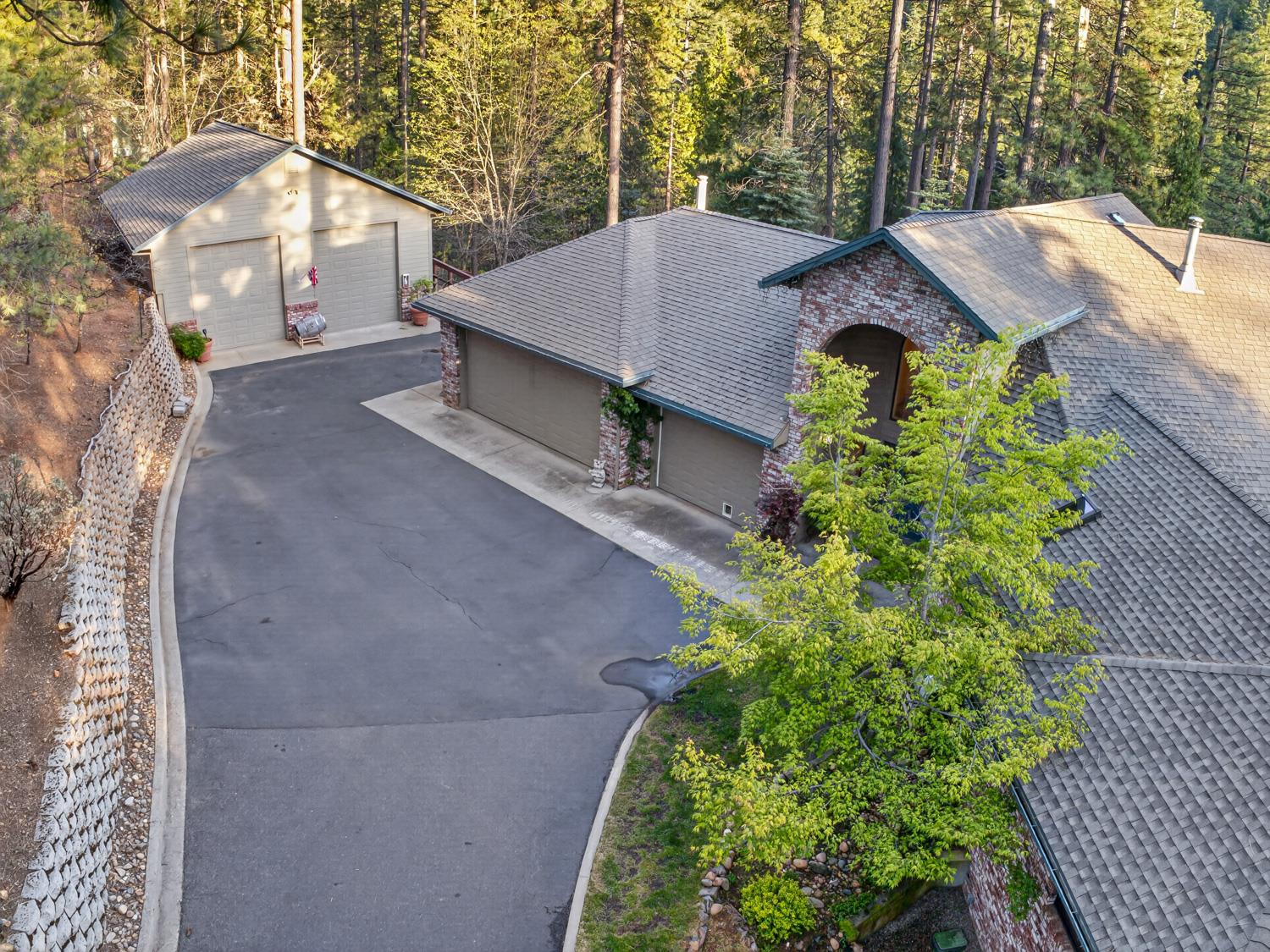 1914 War Hawk Way, Arnold, CA 95223 — photo 3