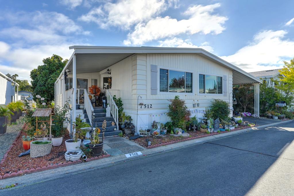 7512 Bufflehead Lane — photo