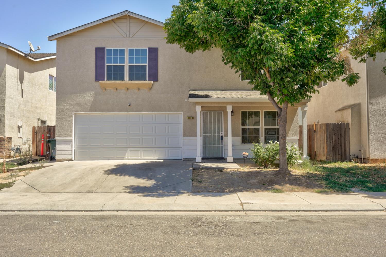 3758 Morning Glory Avenue — photo