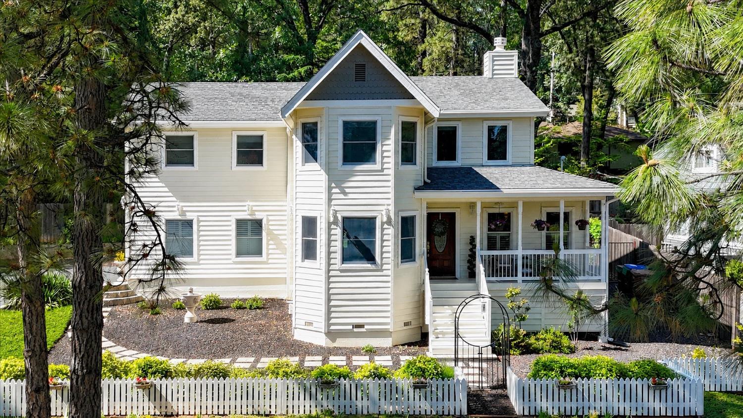 11174 Lower Circle Drive — photo