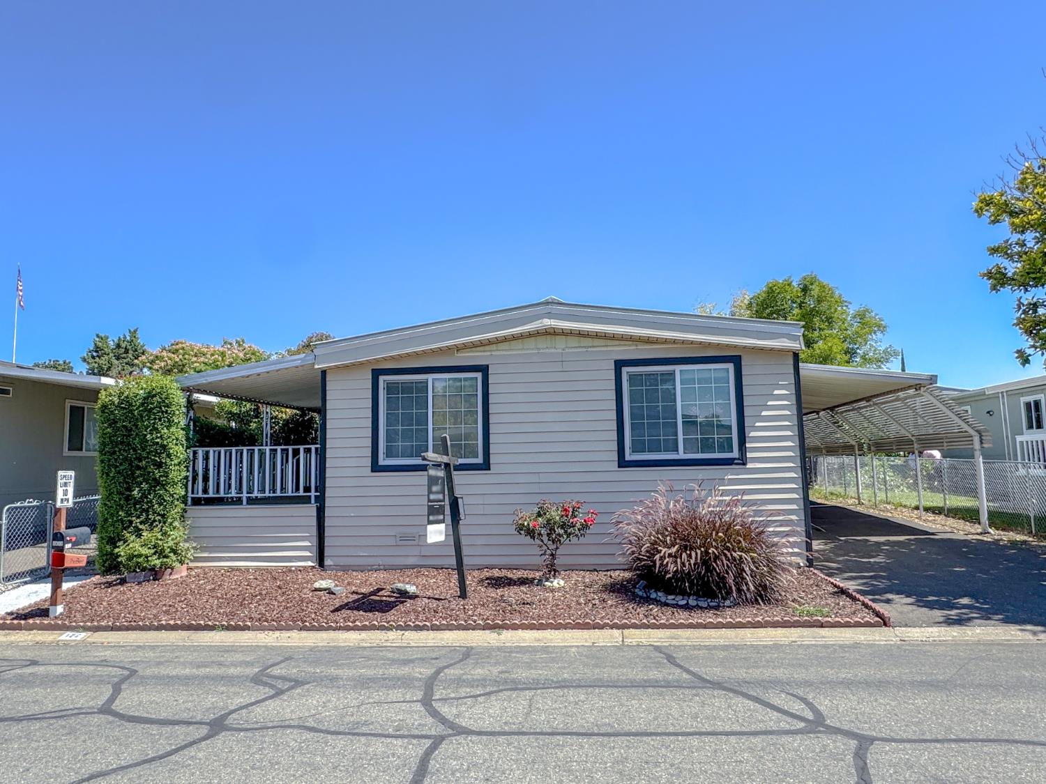 5833 Stonyford 122 — photo
