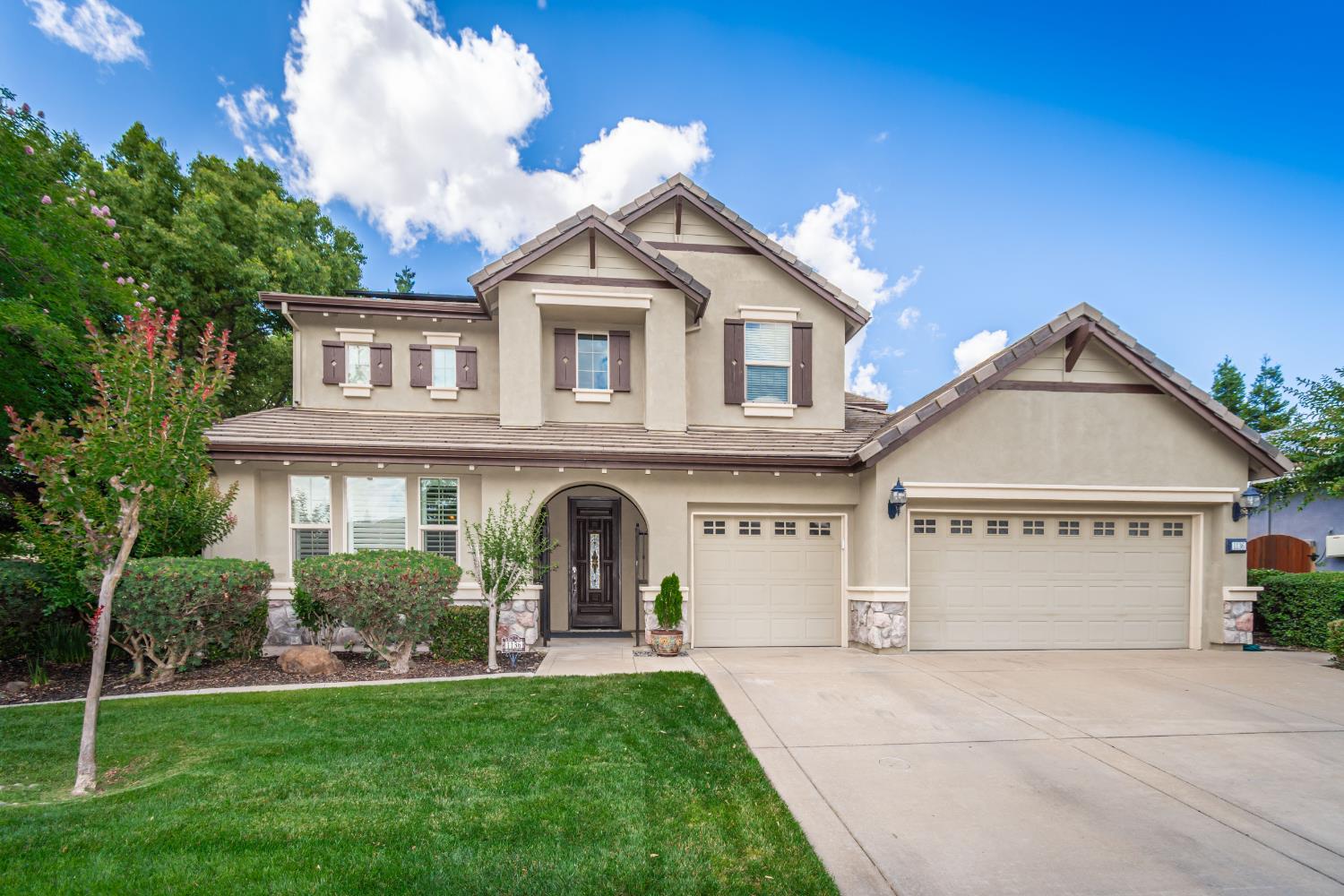 1136 Oak Valley Drive — photo