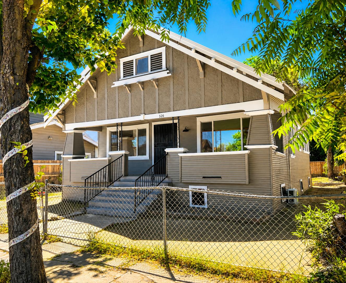 526 E Jackson Street — photo