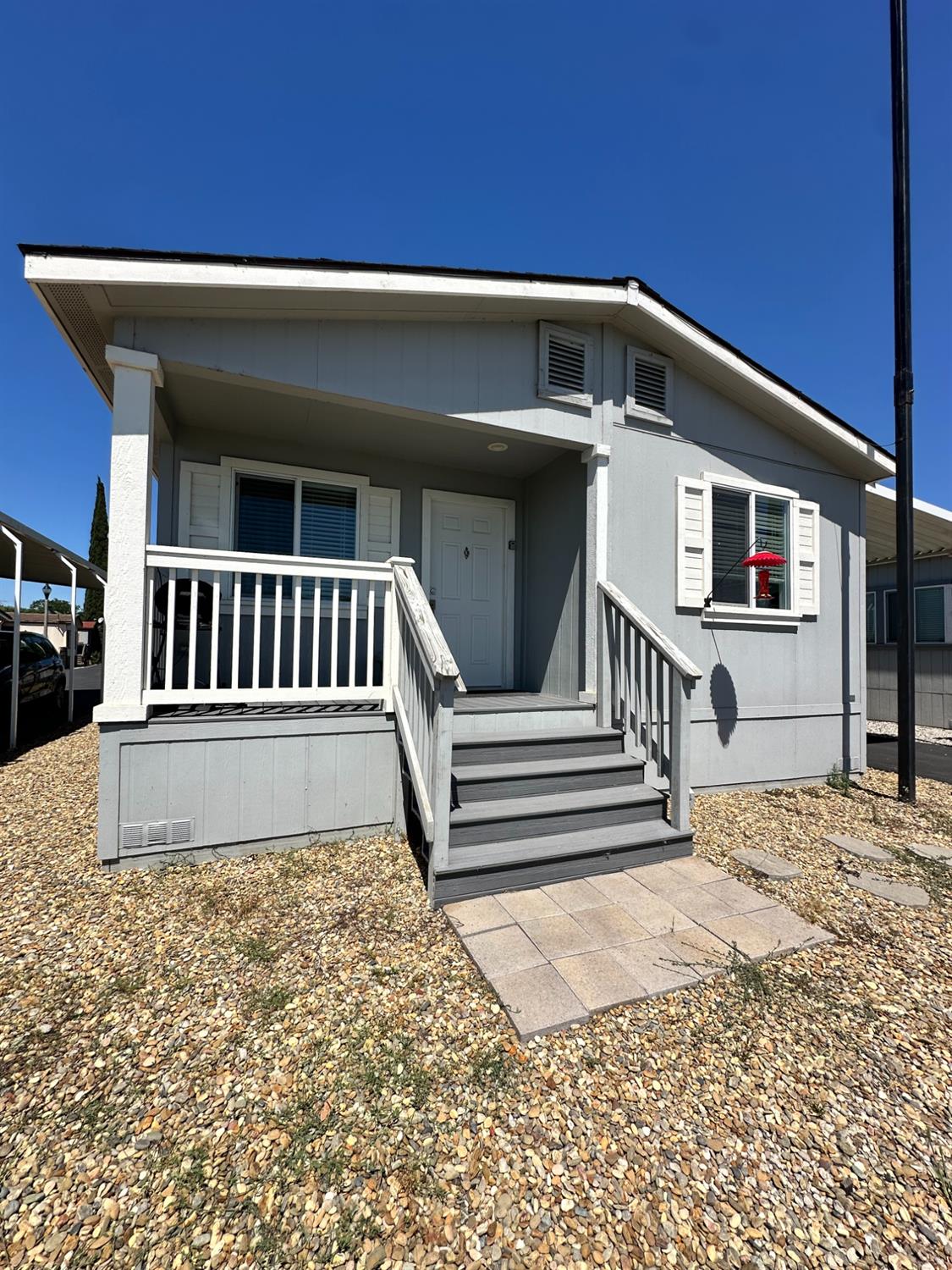 4399 Aplicella 74 — photo