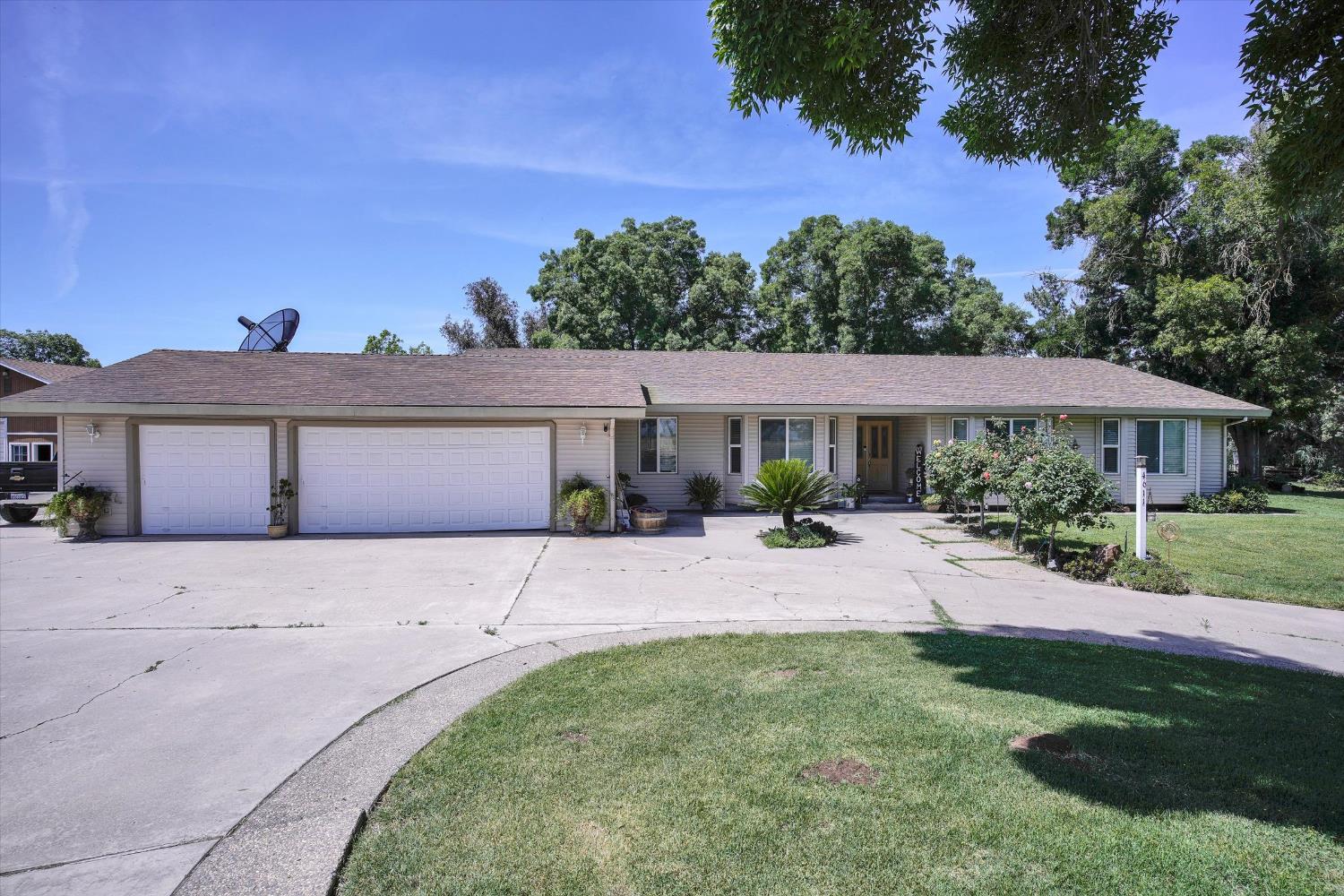 4611 Heather Hills Lane — photo