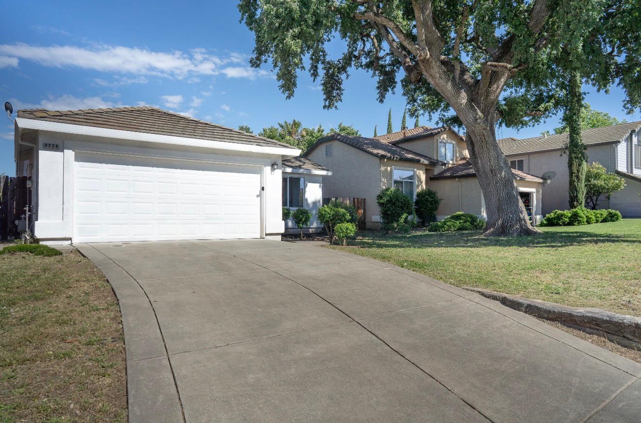 8226 Windmill Oaks Place — photo