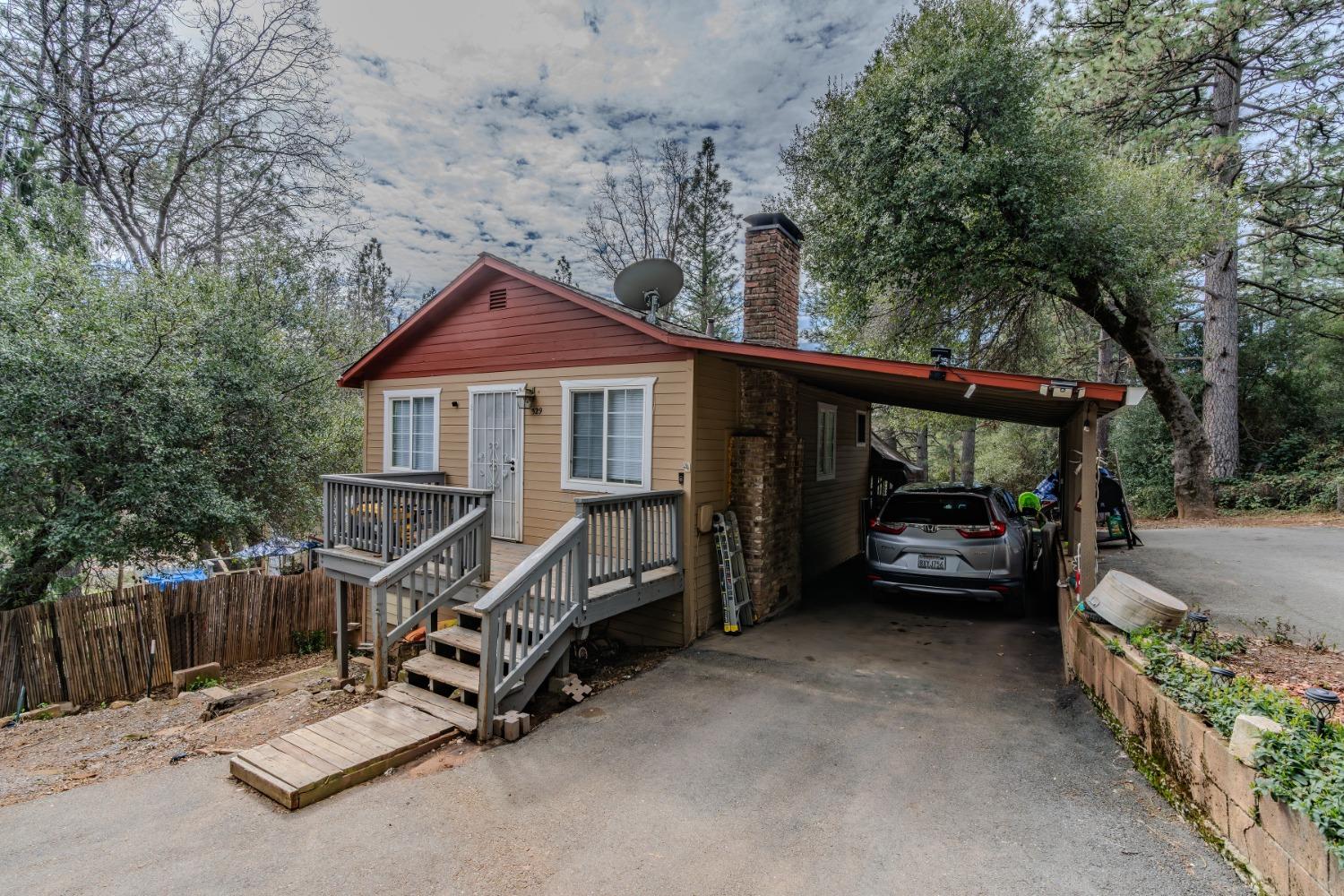 329 Pinecone Lane — photo