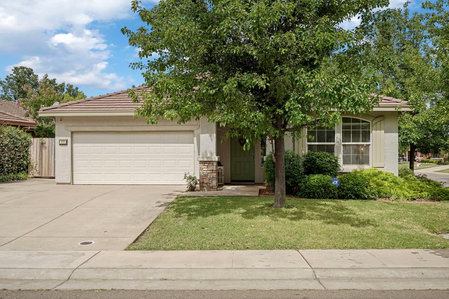 379 Fairway Drive — photo