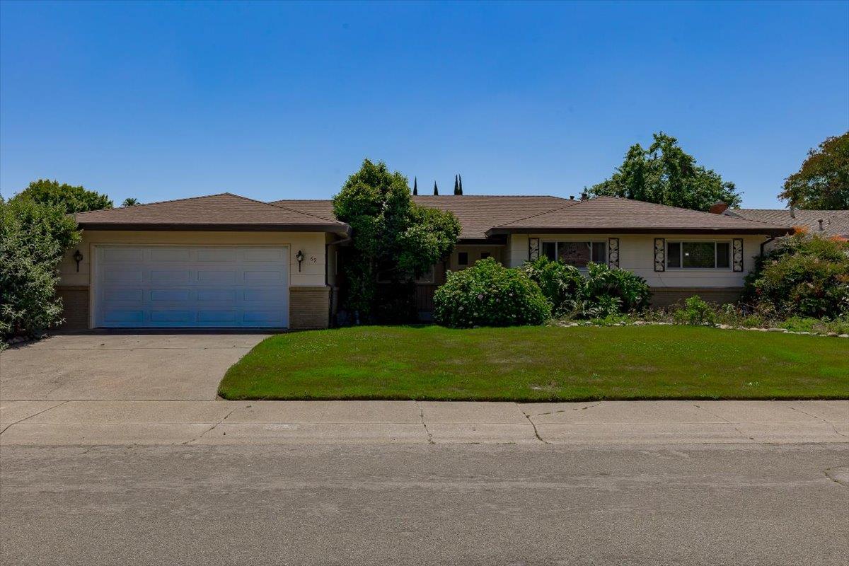 69 Springbrook Circle, Sacramento, CA 95831 — photo 2