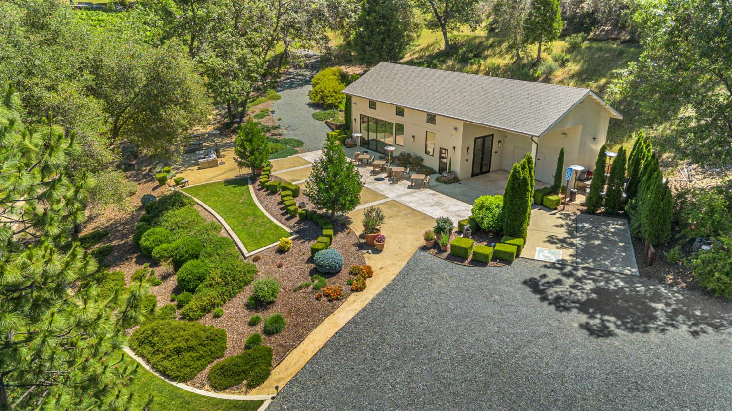 7460 Fairplay Road — photo
