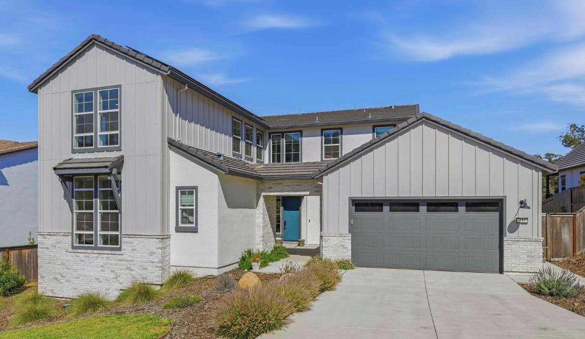 451 Canyon Creek Drive — photo