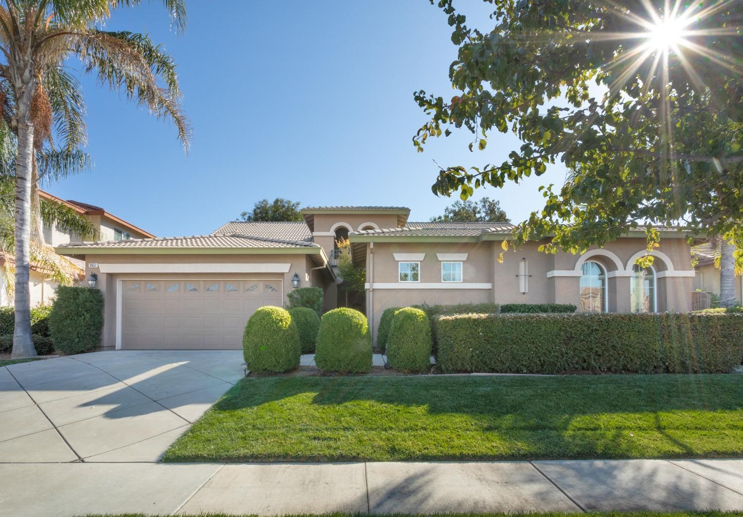 3651 Goldenstar Street — photo