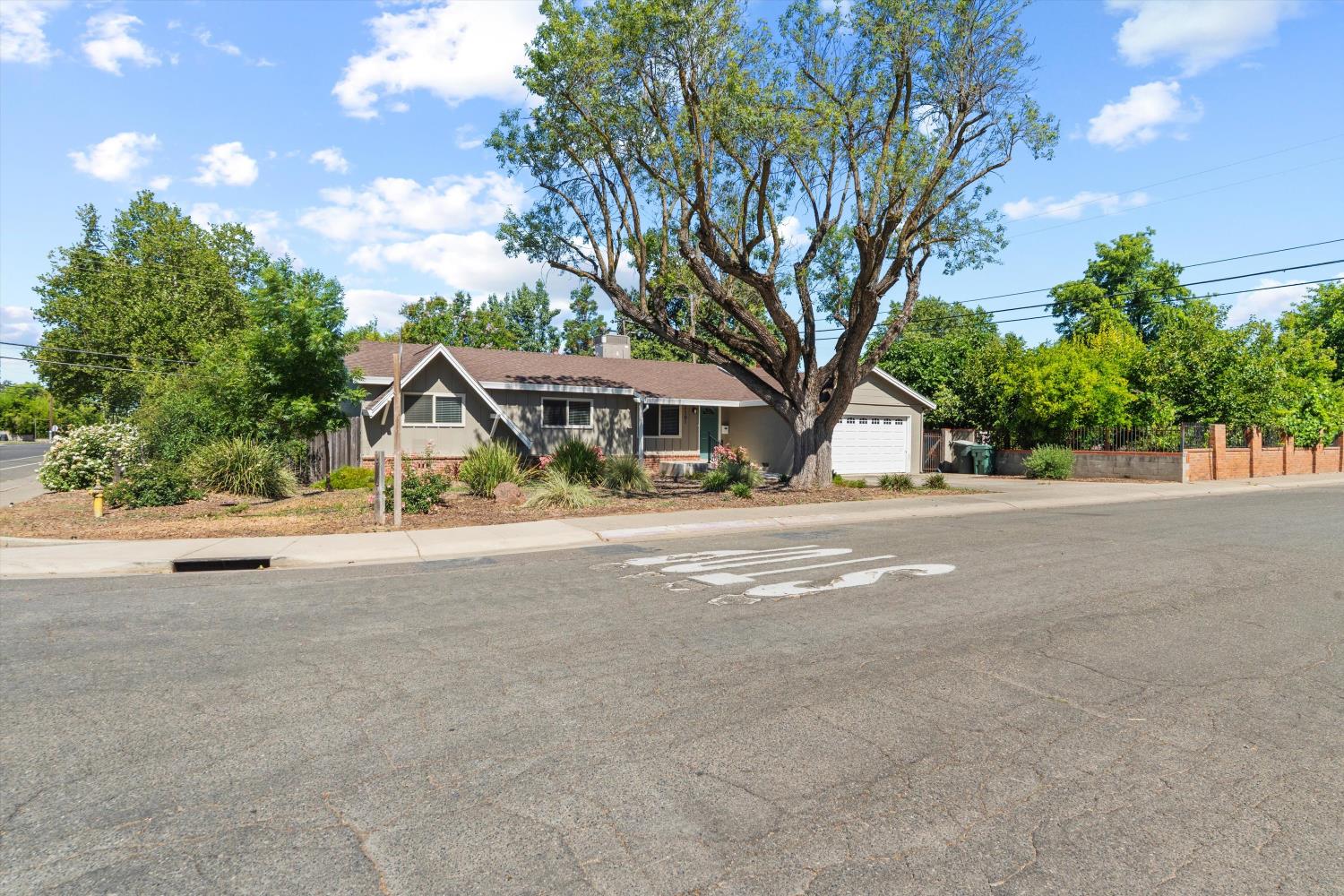 2101 Bircher Way, Carmichael, CA 95608 — photo 3