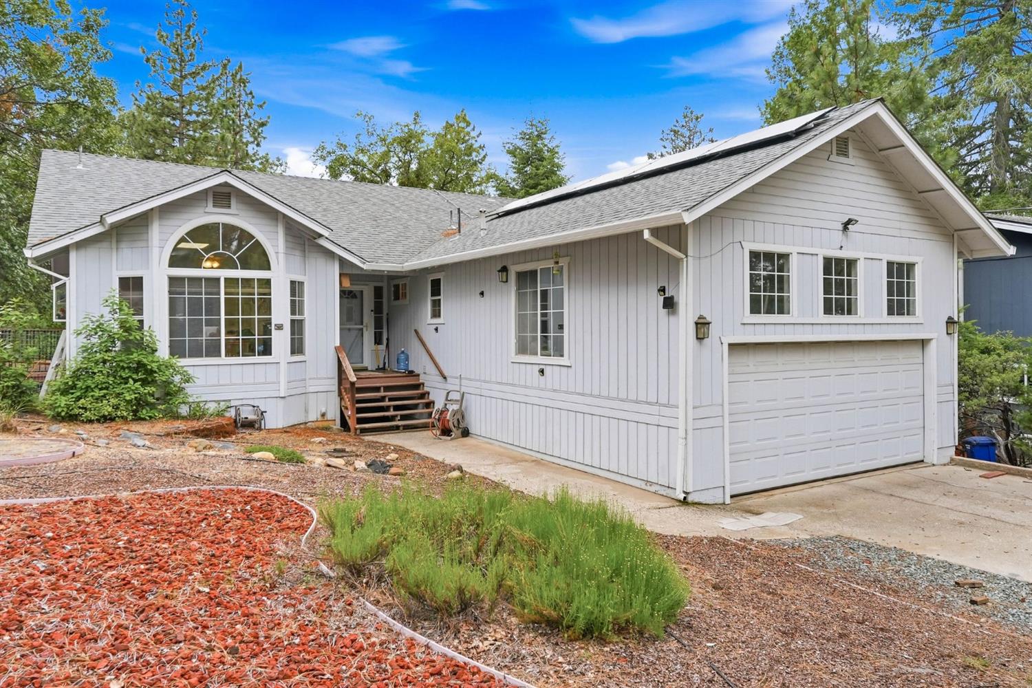 25976 Kings Court — photo