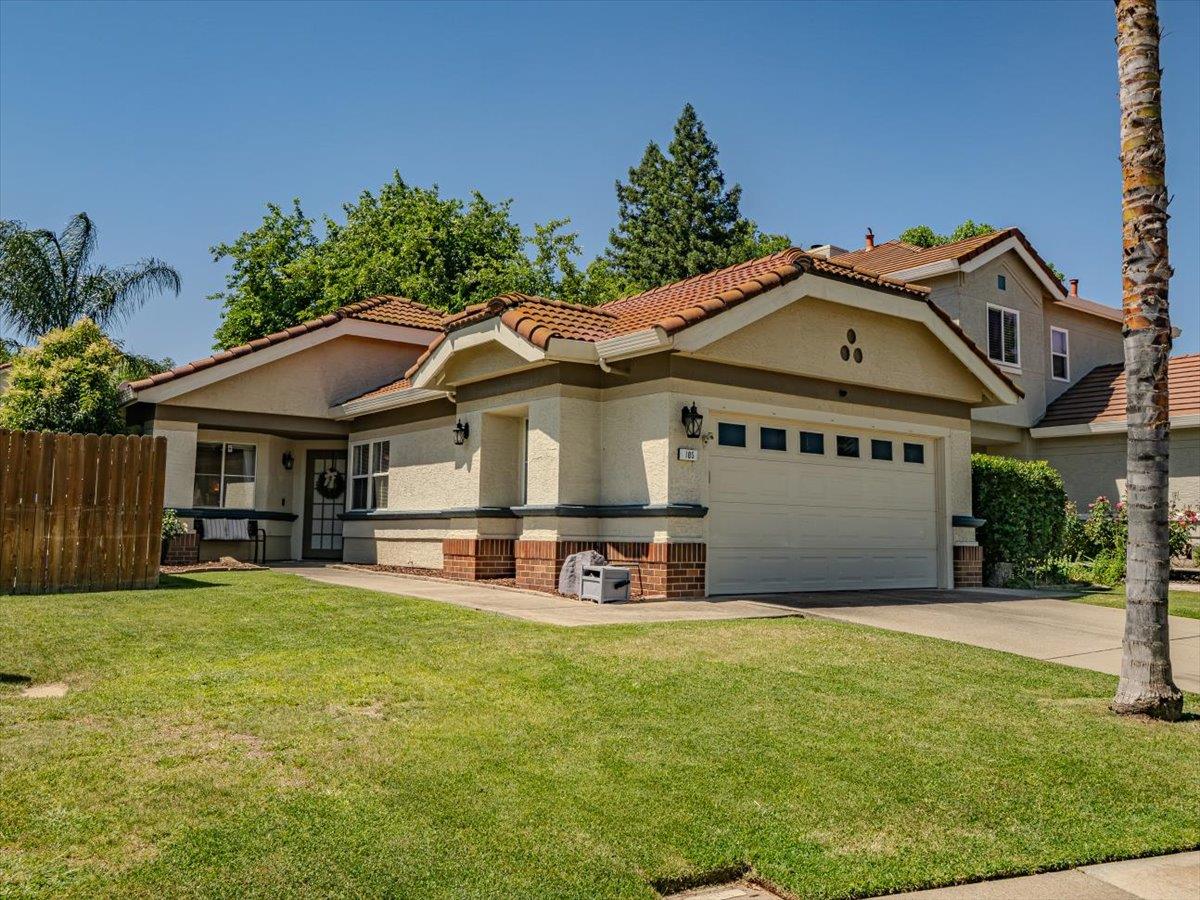 105 Moylan Court — photo
