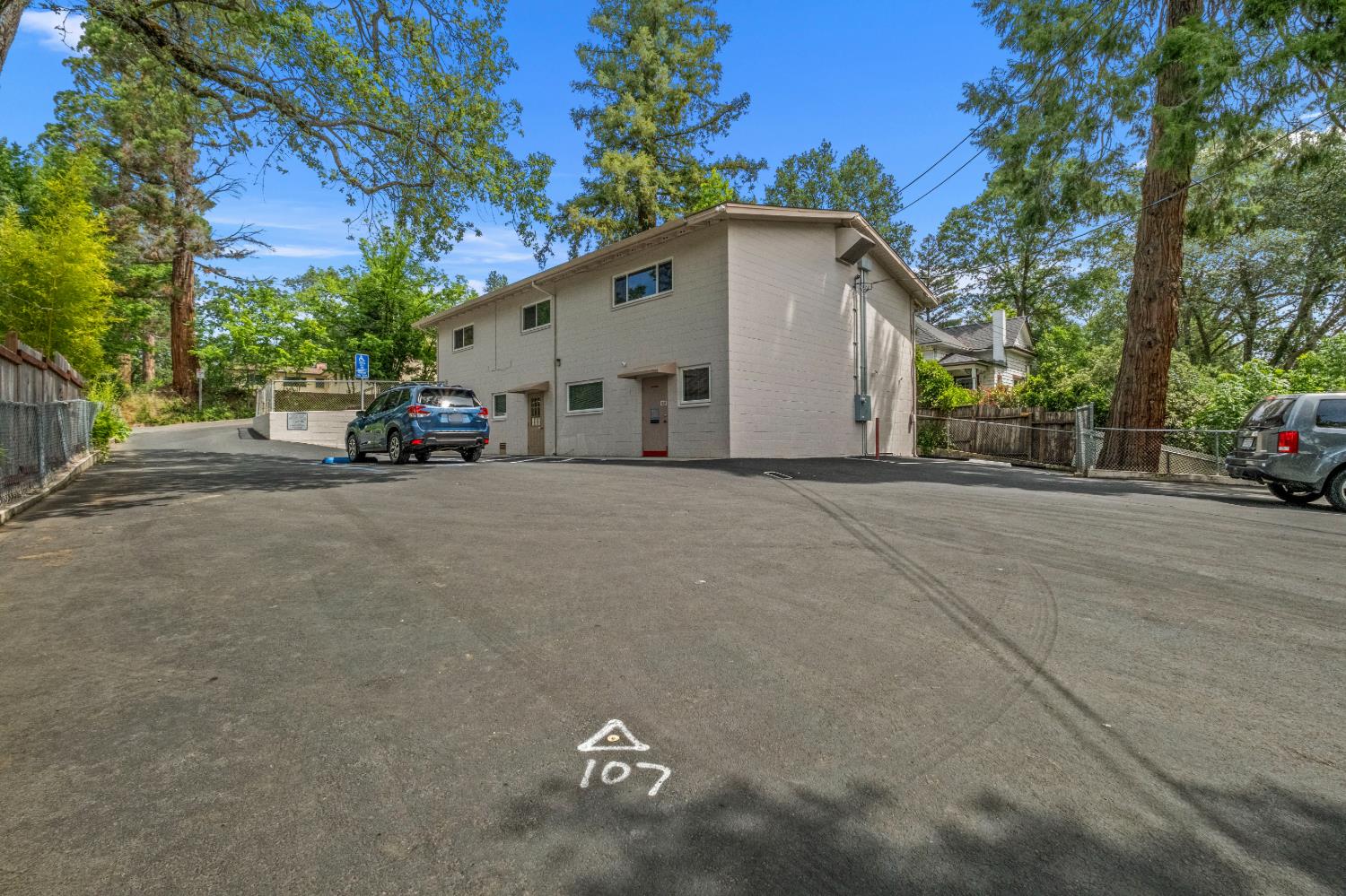 1024 Simon Drive — photo