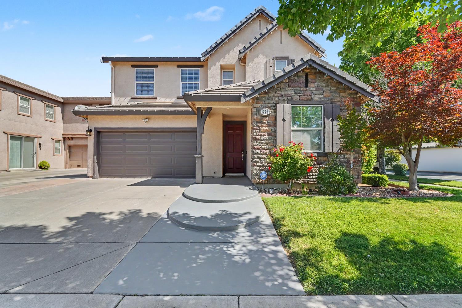 1223 E Springer Drive — photo