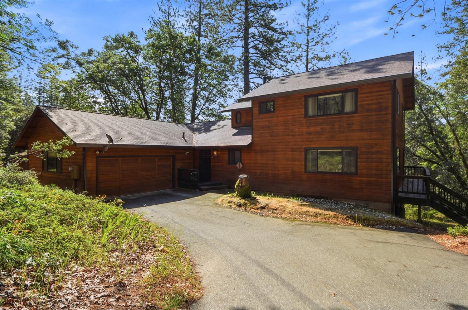 661 E Cape Horn Road — photo