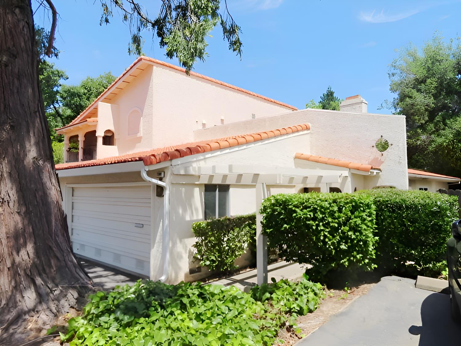 7309 Villa Del Sol Lane — photo