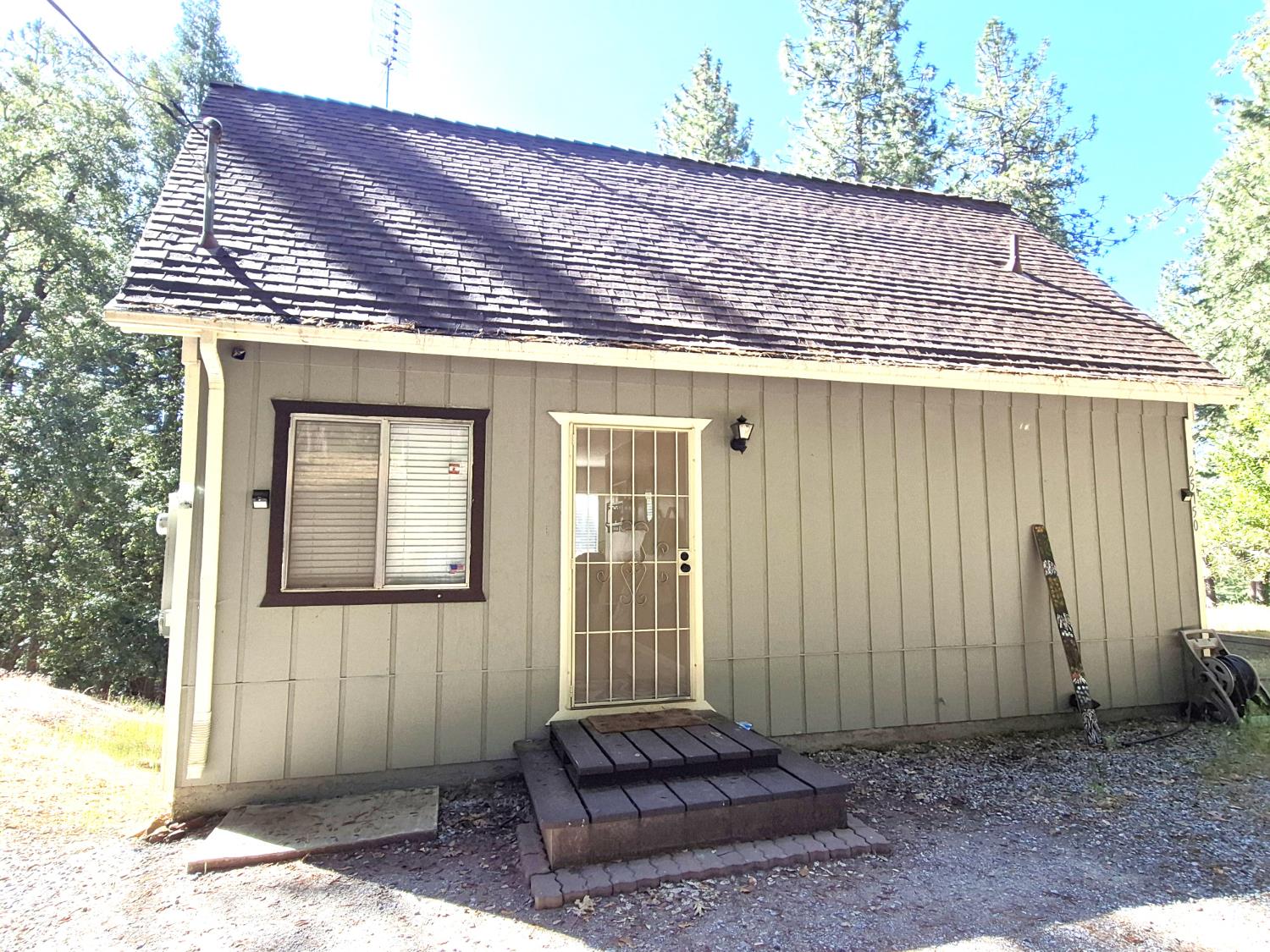 25750 Aspen Court — photo