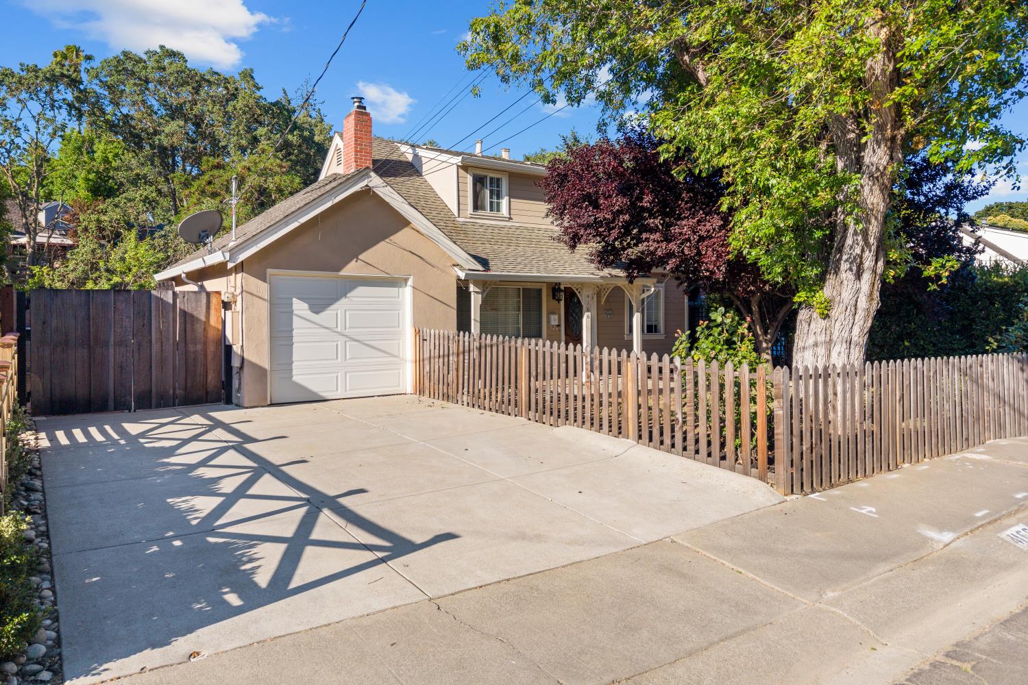 4166 Cobblestone Drive — photo