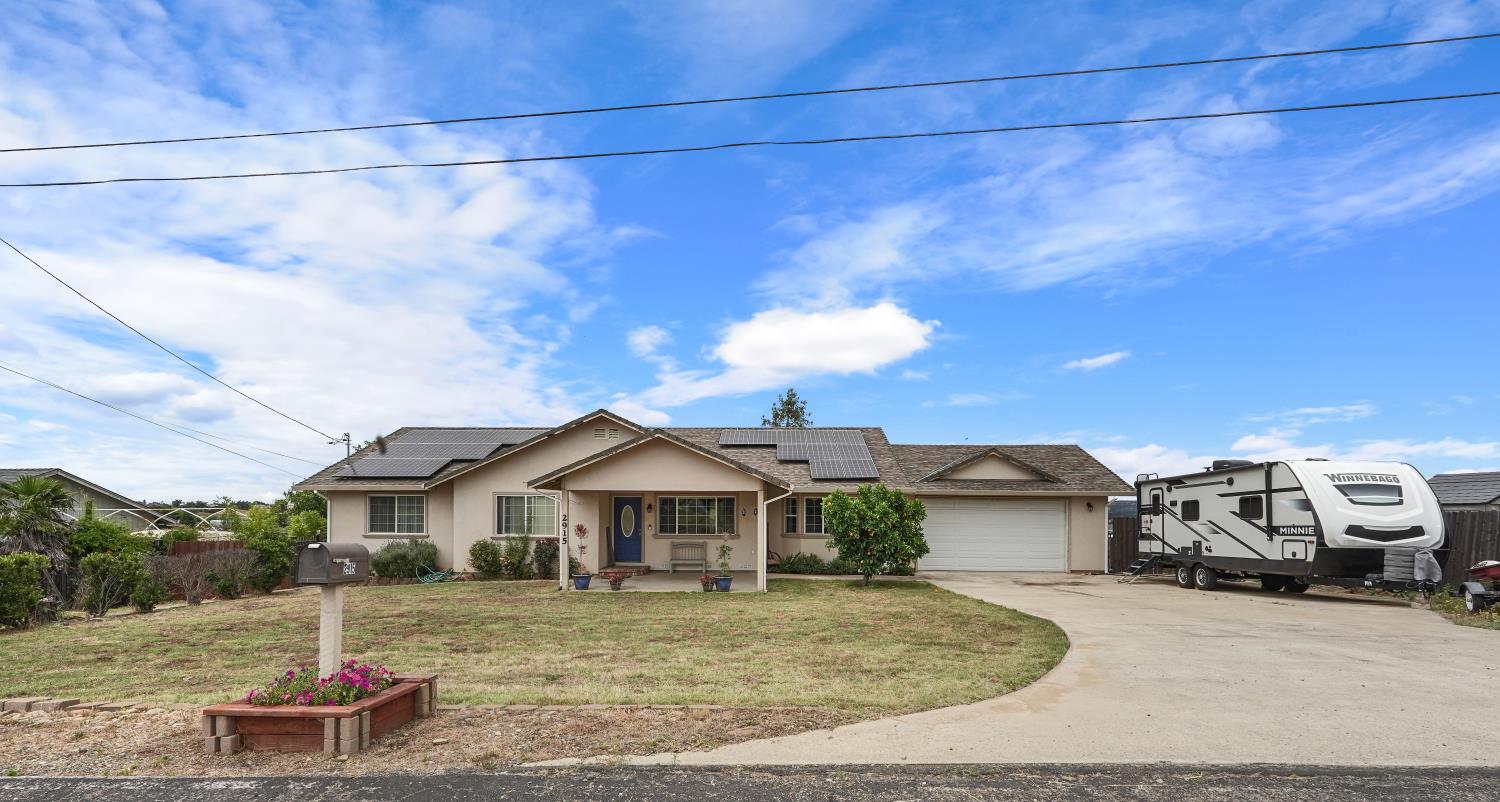 2915 Coyote Court — photo
