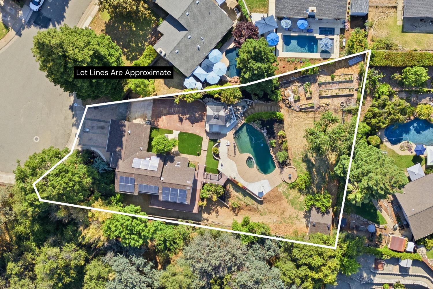 121 Prospector Court — photo