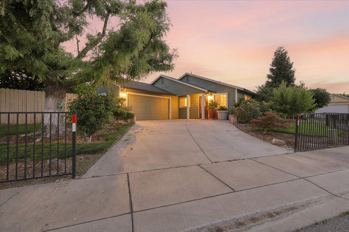 2805 Wells Ct — photo