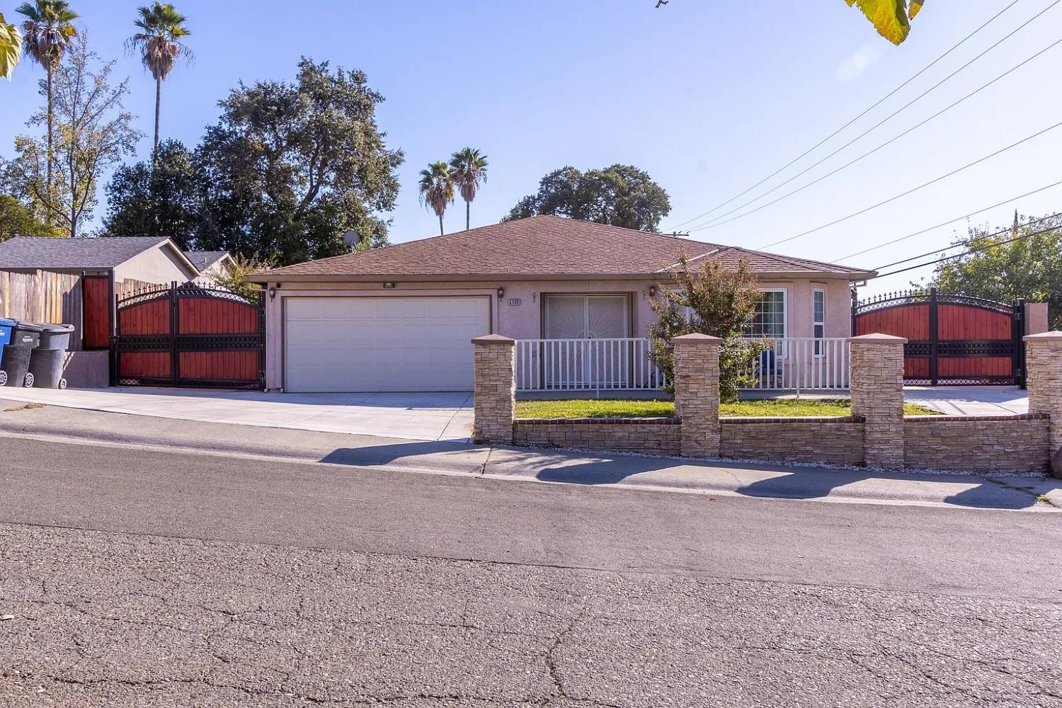 5500 Sunset Oak Court — photo