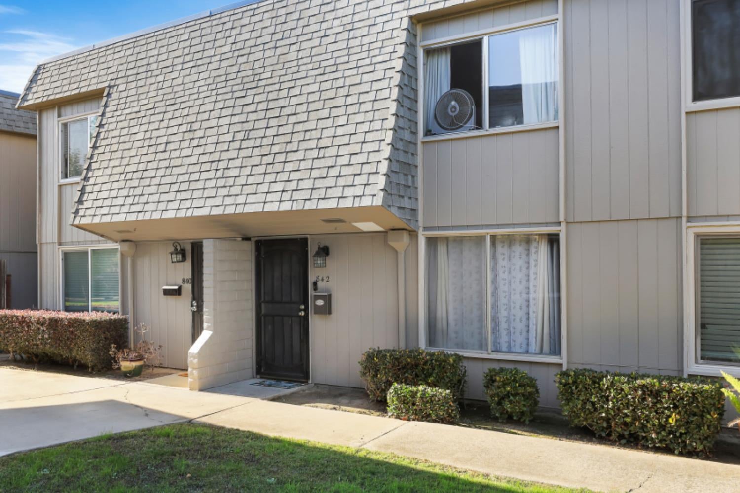 842 Rutledge Drive — photo