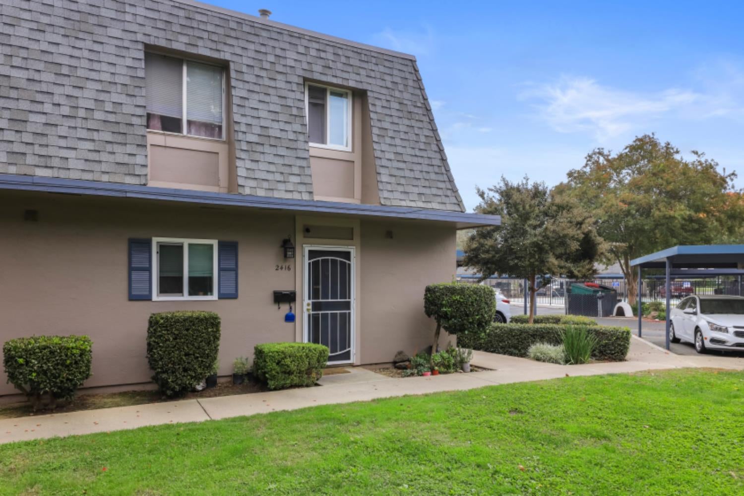 2416 W Turner Road — photo